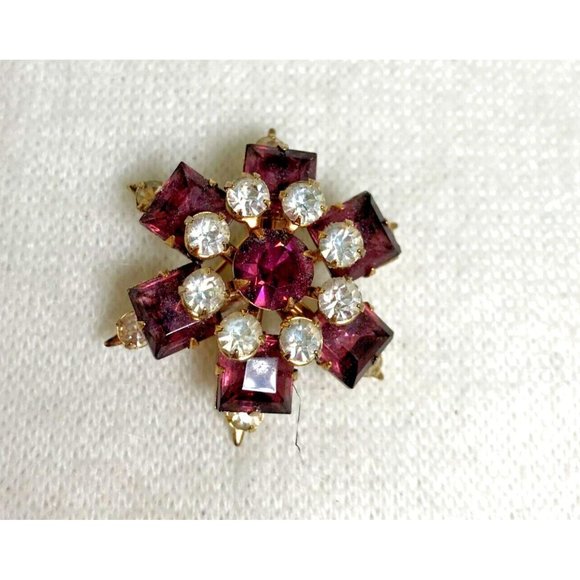 Vintage Gold Tone Brooch with Purple and Clear CZs - Picture 2 of 6